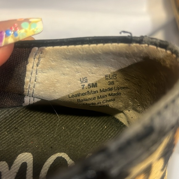 Sam Edelman leopard print slip ons size 7.5 - Picture 6 of 6